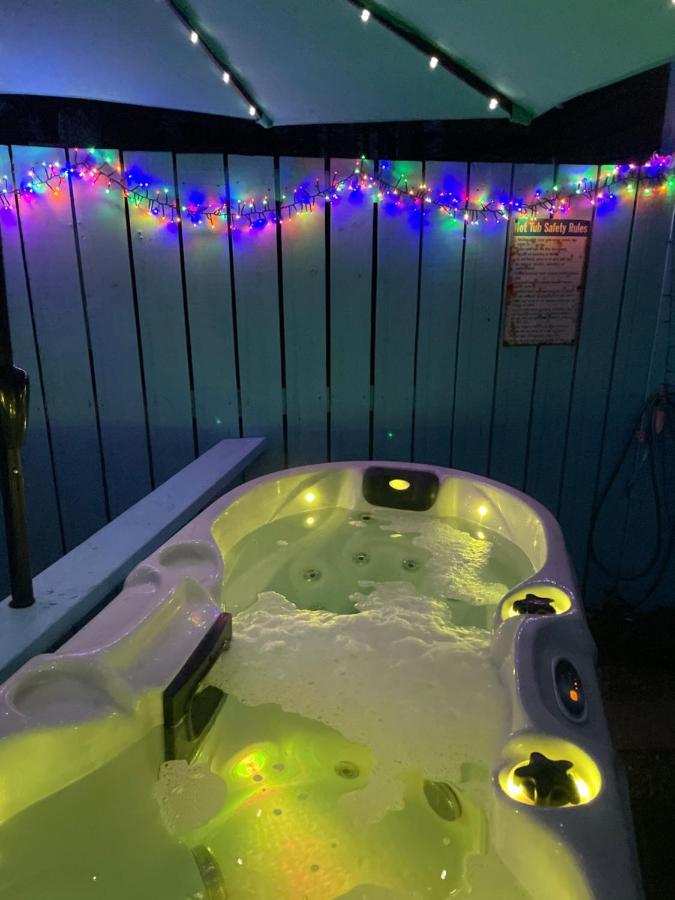 Bankhead Accommodation With Hot Tub Aberdeenshire Gamrie Esterno foto